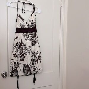 Rampage cream floral backless dress size: 7